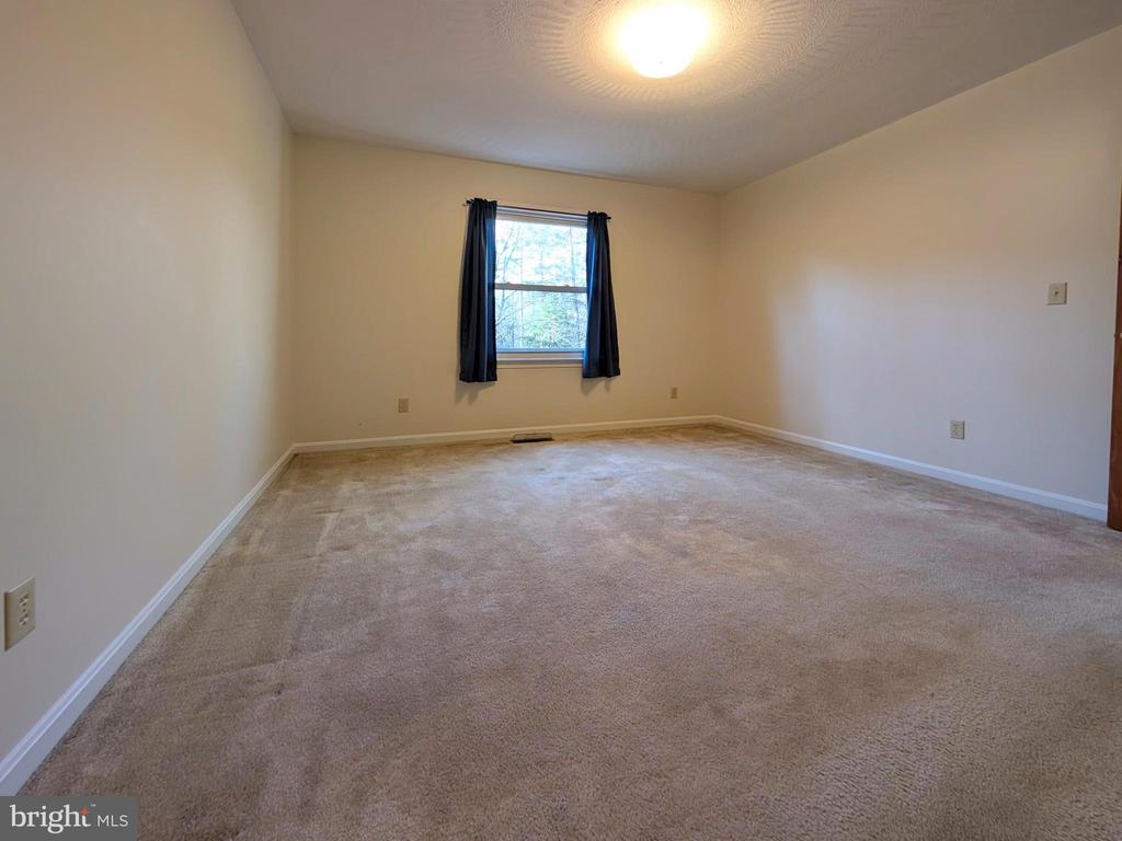 271 RAMBLING RD, RUCKERSVILLE, Virginia 22968, 3 Bedrooms Bedrooms, ,2 BathroomsBathrooms,Residential,271 RAMBLING RD,VAGR2000828 MLS # VAGR2000828