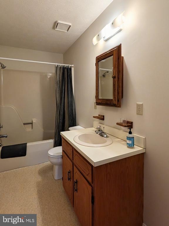 271 RAMBLING RD, RUCKERSVILLE, Virginia 22968, 3 Bedrooms Bedrooms, ,2 BathroomsBathrooms,Residential,271 RAMBLING RD,VAGR2000828 MLS # VAGR2000828