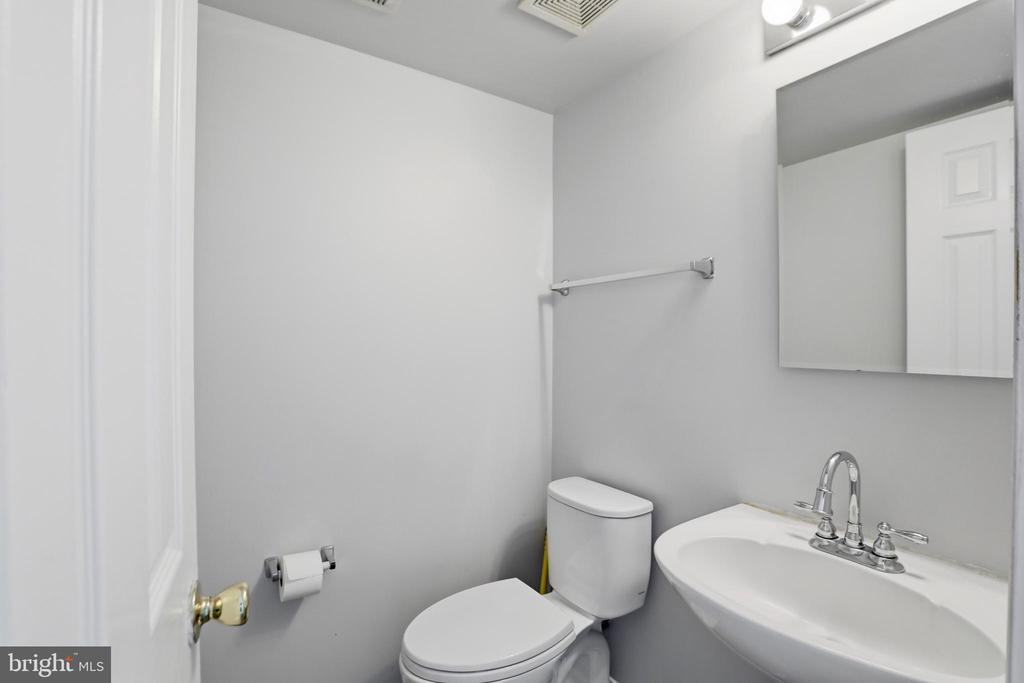 3961 RECTORTOWN RD, MARSHALL, Virginia, 4 Bedrooms Bedrooms, ,2 BathroomsBathrooms,Residential,3961 RECTORTOWN RD,VAFQ2021052 MLS # VAFQ2021052