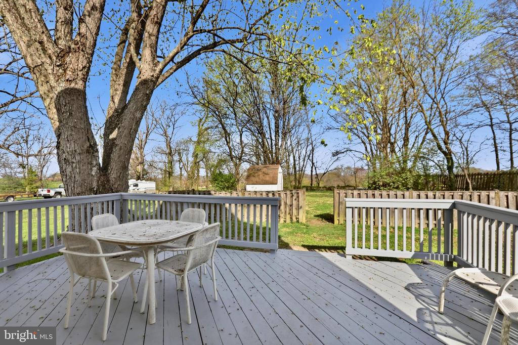 3961 RECTORTOWN RD, MARSHALL, Virginia, 4 Bedrooms Bedrooms, ,2 BathroomsBathrooms,Residential,3961 RECTORTOWN RD,VAFQ2021052 MLS # VAFQ2021052