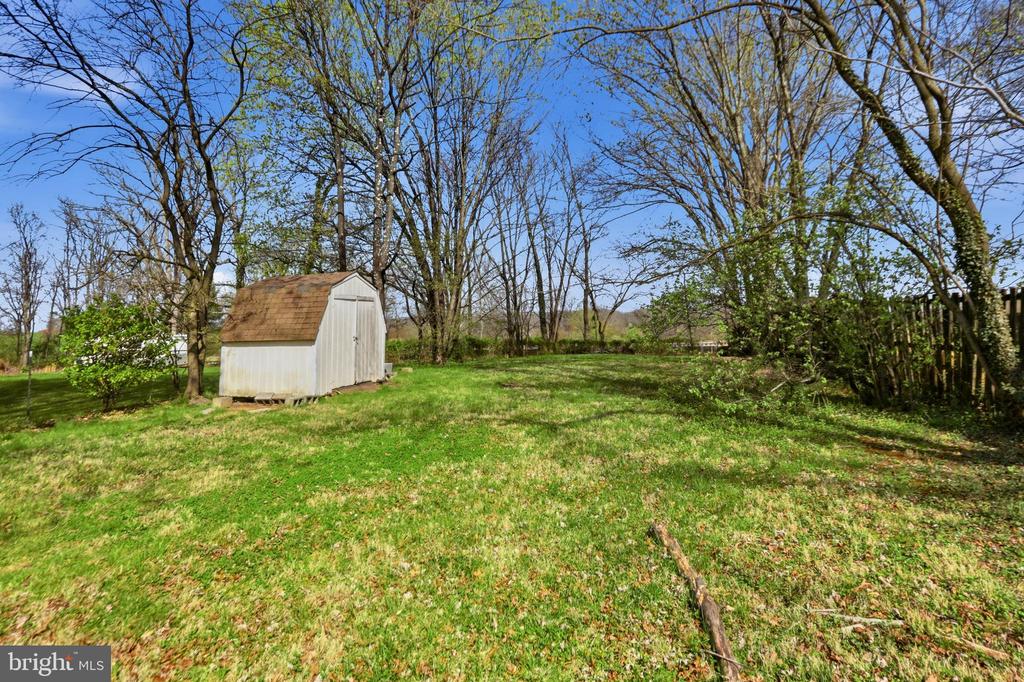 3961 RECTORTOWN RD, MARSHALL, Virginia, 4 Bedrooms Bedrooms, ,2 BathroomsBathrooms,Residential,3961 RECTORTOWN RD,VAFQ2021052 MLS # VAFQ2021052