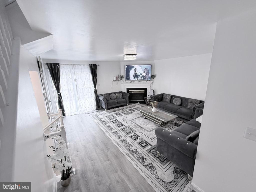 11203 KINGS CREST CT, FREDERICKSBURG, Virginia 22407, 3 Bedrooms Bedrooms, ,2 BathroomsBathrooms,Residential,KINGS CREST AT S,11203 KINGS CREST CT,VASP2040428 MLS # VASP2040428