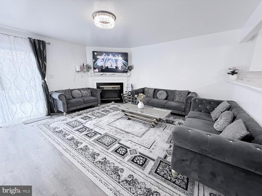 11203 KINGS CREST CT, FREDERICKSBURG, Virginia 22407, 3 Bedrooms Bedrooms, ,2 BathroomsBathrooms,Residential,KINGS CREST AT S,11203 KINGS CREST CT,VASP2040428 MLS # VASP2040428