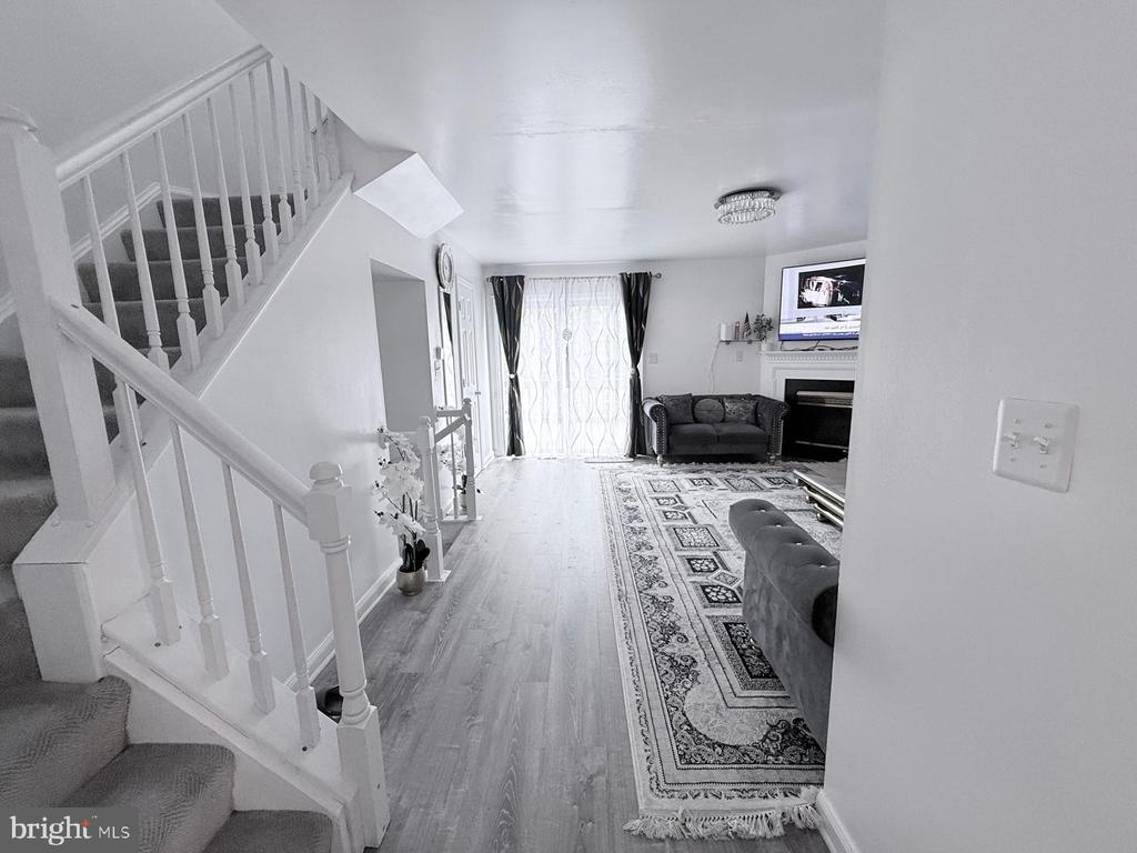 11203 KINGS CREST CT, FREDERICKSBURG, Virginia 22407, 3 Bedrooms Bedrooms, ,2 BathroomsBathrooms,Residential,KINGS CREST AT S,11203 KINGS CREST CT,VASP2040428 MLS # VASP2040428