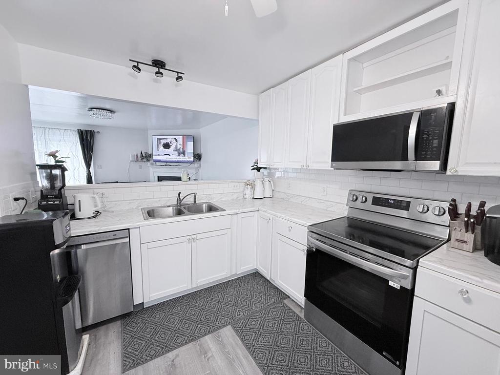 11203 KINGS CREST CT, FREDERICKSBURG, Virginia 22407, 3 Bedrooms Bedrooms, ,2 BathroomsBathrooms,Residential,KINGS CREST AT S,11203 KINGS CREST CT,VASP2040428 MLS # VASP2040428