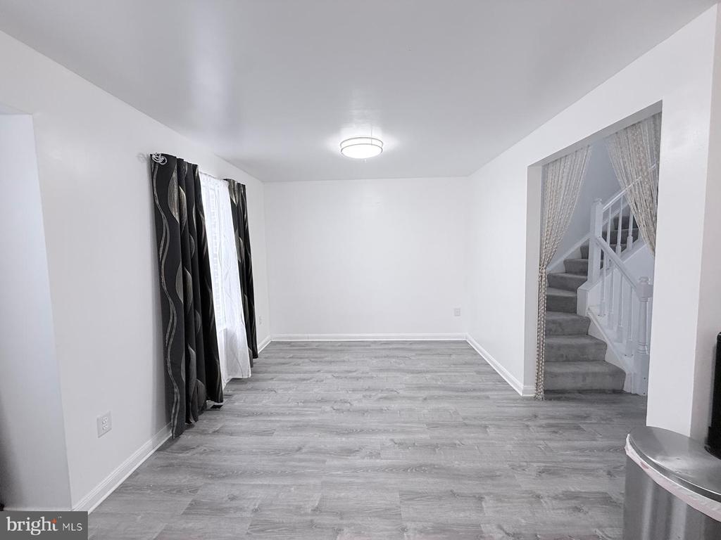 11203 KINGS CREST CT, FREDERICKSBURG, Virginia 22407, 3 Bedrooms Bedrooms, ,2 BathroomsBathrooms,Residential,KINGS CREST AT S,11203 KINGS CREST CT,VASP2040428 MLS # VASP2040428