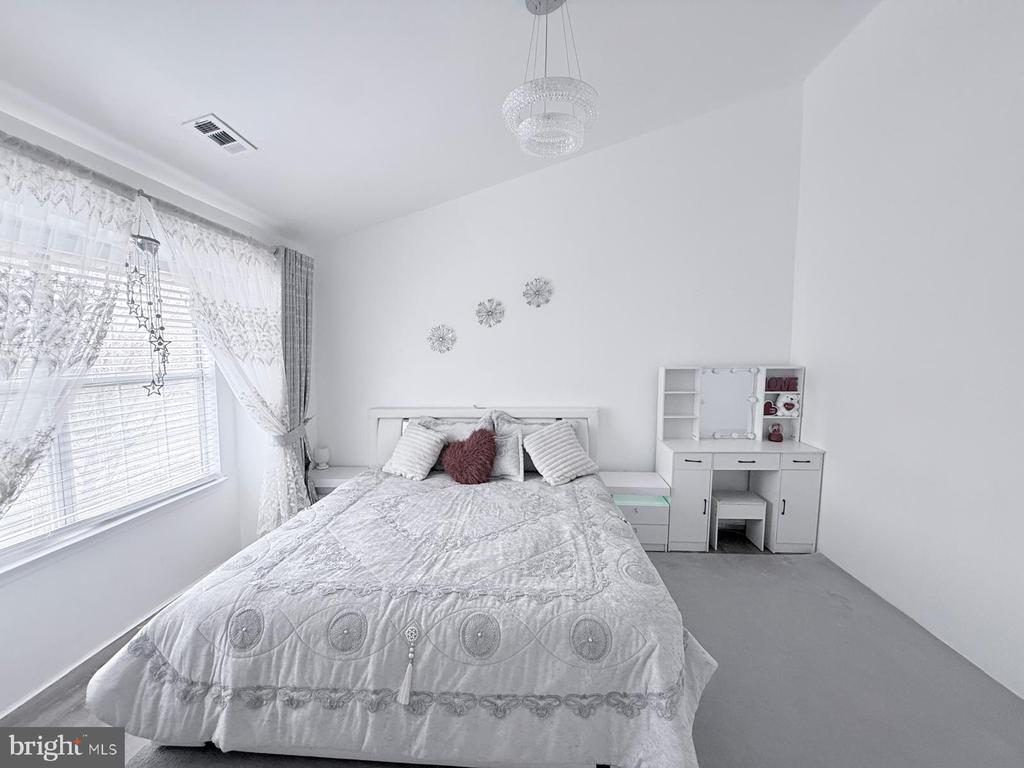 11203 KINGS CREST CT, FREDERICKSBURG, Virginia 22407, 3 Bedrooms Bedrooms, ,2 BathroomsBathrooms,Residential,KINGS CREST AT S,11203 KINGS CREST CT,VASP2040428 MLS # VASP2040428