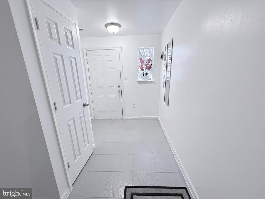 11203 KINGS CREST CT, FREDERICKSBURG, Virginia 22407, 3 Bedrooms Bedrooms, ,2 BathroomsBathrooms,Residential,KINGS CREST AT S,11203 KINGS CREST CT,VASP2040428 MLS # VASP2040428