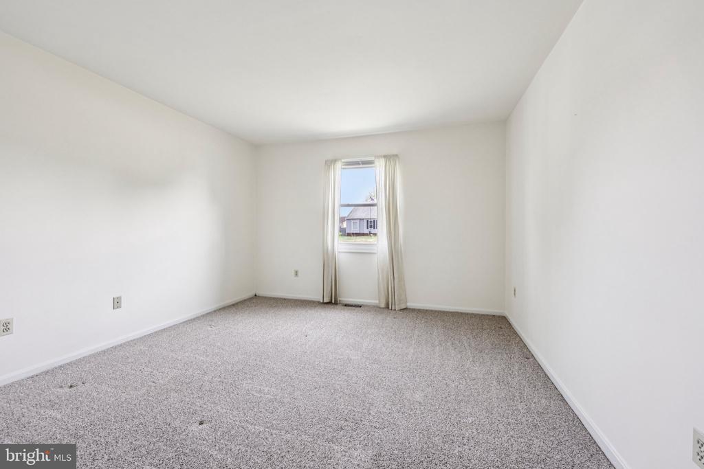 12016 GRANTWOOD DR, FREDERICKSBURG, Virginia 22407, 3 Bedrooms Bedrooms, ,2 BathroomsBathrooms,Residential,12016 GRANTWOOD DR,VASP2040352 MLS # VASP2040352