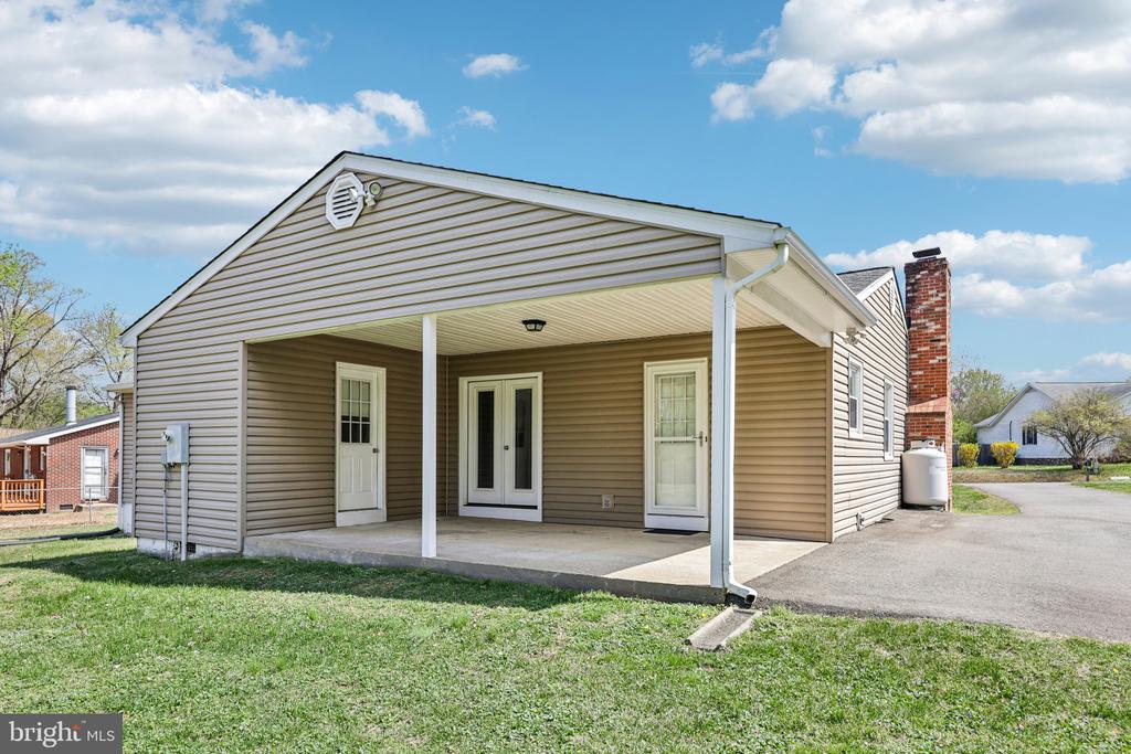 12016 GRANTWOOD DR, FREDERICKSBURG, Virginia 22407, 3 Bedrooms Bedrooms, ,2 BathroomsBathrooms,Residential,12016 GRANTWOOD DR,VASP2040352 MLS # VASP2040352