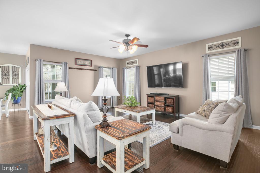 8714 WILMORE LN, SPOTSYLVANIA, Virginia 22553, 4 Bedrooms Bedrooms, ,3 BathroomsBathrooms,Residential,8714 WILMORE LN,VASP2038864 MLS # VASP2038864