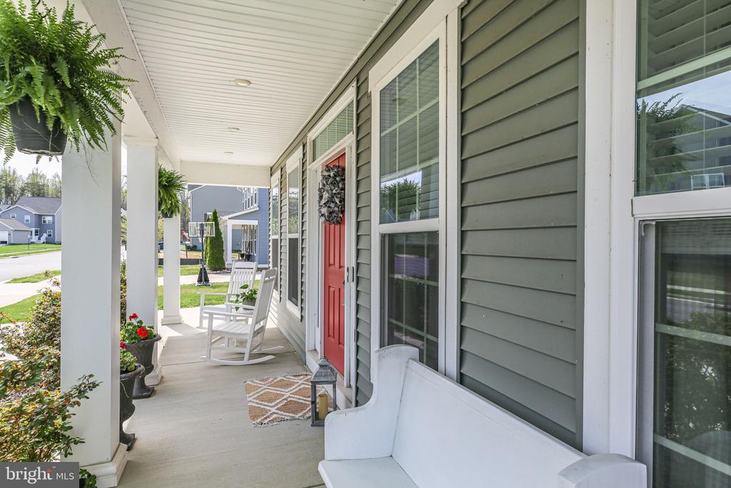 8714 WILMORE LN, SPOTSYLVANIA, Virginia 22553, 4 Bedrooms Bedrooms, ,3 BathroomsBathrooms,Residential,8714 WILMORE LN,VASP2038864 MLS # VASP2038864