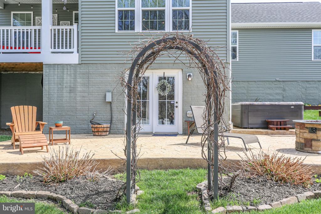 8714 WILMORE LN, SPOTSYLVANIA, Virginia 22553, 4 Bedrooms Bedrooms, ,3 BathroomsBathrooms,Residential,8714 WILMORE LN,VASP2038864 MLS # VASP2038864