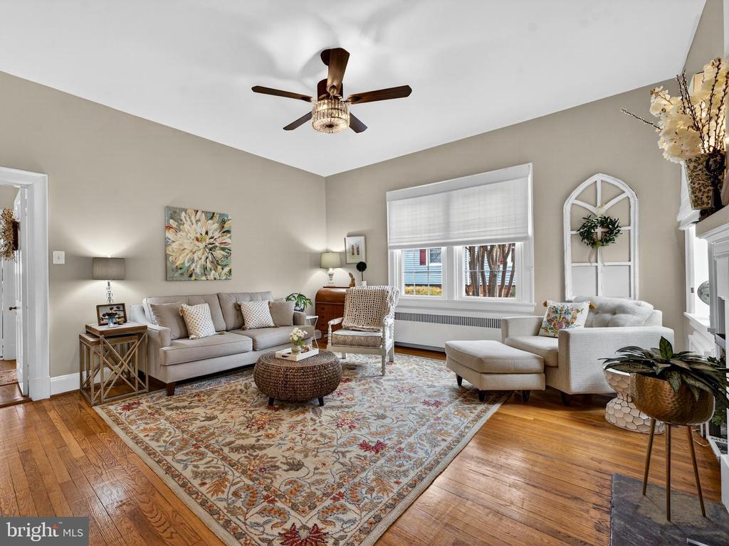 609 S WEST ST, CULPEPER, Virginia 22701, 4 Bedrooms Bedrooms, ,2 BathroomsBathrooms,Residential,609 S WEST ST,VACU2013118 MLS # VACU2013118