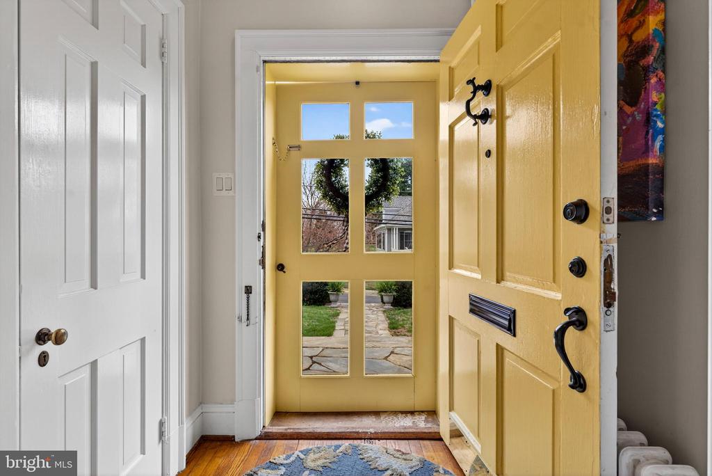 609 S WEST ST, CULPEPER, Virginia 22701, 4 Bedrooms Bedrooms, ,2 BathroomsBathrooms,Residential,609 S WEST ST,VACU2013118 MLS # VACU2013118