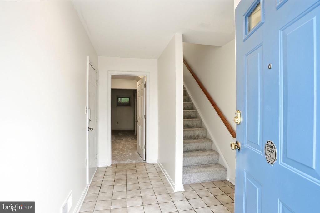 541 HIGHLAND TOWNE LN, WARRENTON, Virginia 20186, 2 Bedrooms Bedrooms, ,2 BathroomsBathrooms,Residential,541 HIGHLAND TOWNE LN,VAFQ2020292 MLS # VAFQ2020292