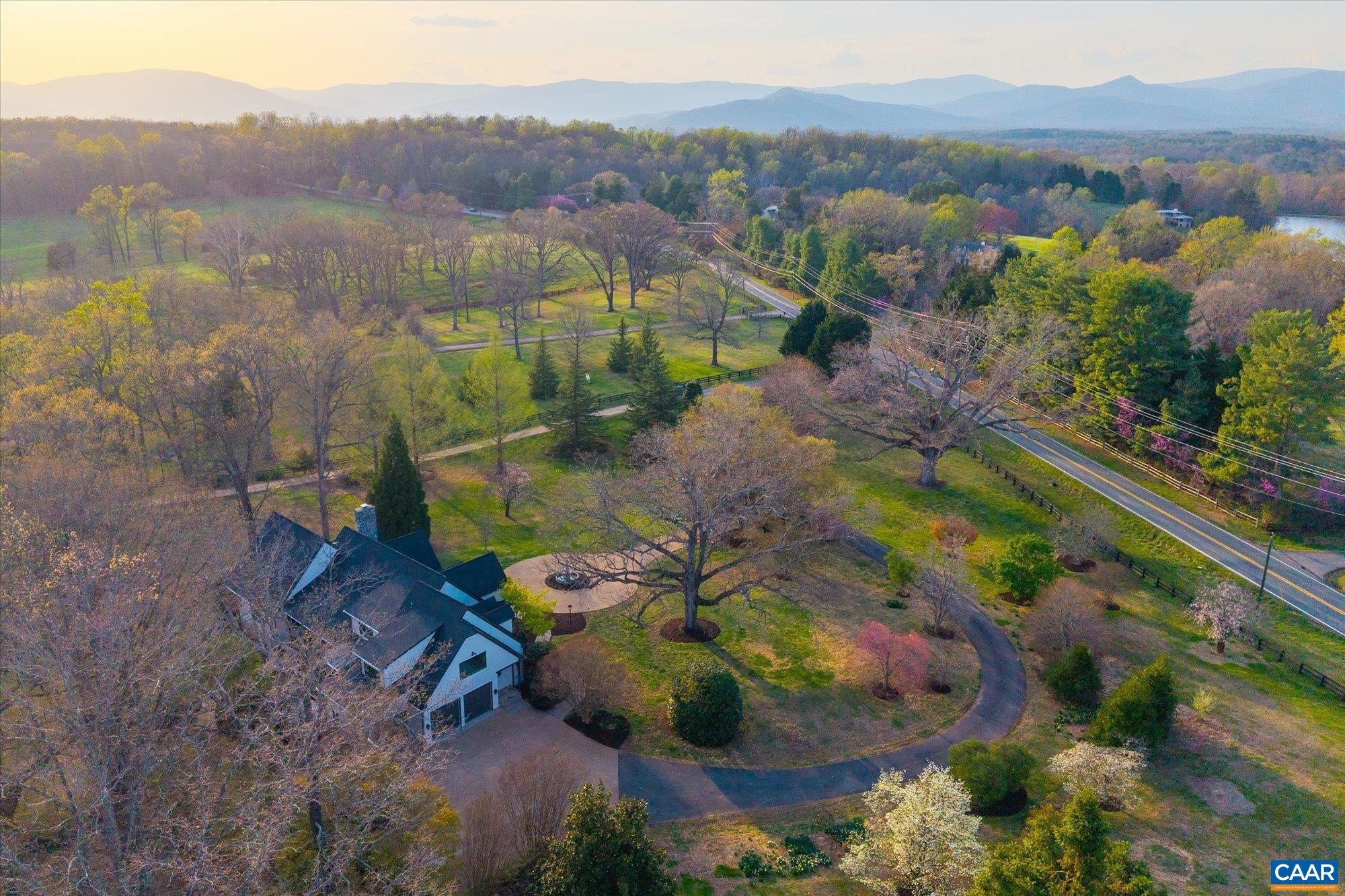 2121 GARTH RD, CHARLOTTESVILLE, Virginia 22901, 4 Bedrooms Bedrooms, ,3 BathroomsBathrooms,Residential,Majestic Oaks,2121 GARTH RD,675116 MLS # 675116