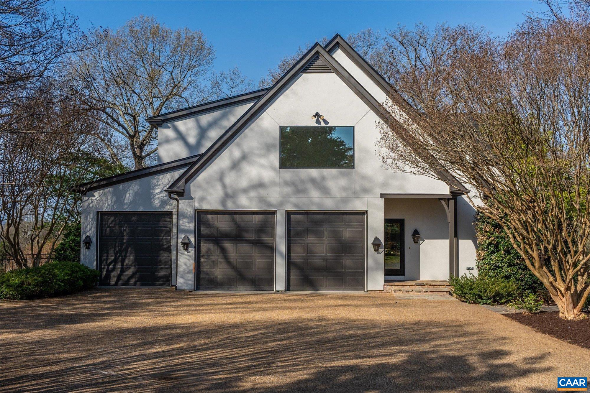2121 GARTH RD, CHARLOTTESVILLE, Virginia 22901, 4 Bedrooms Bedrooms, ,3 BathroomsBathrooms,Residential,Majestic Oaks,2121 GARTH RD,675116 MLS # 675116