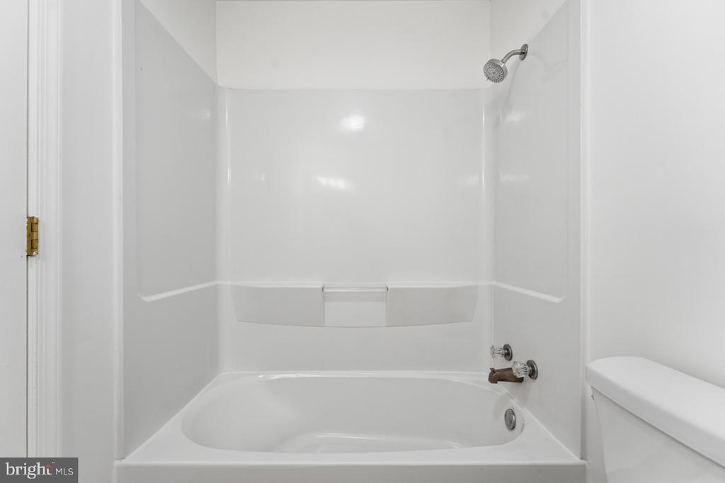 234 LANDON LN, ORANGE, Virginia 22960, 3 Bedrooms Bedrooms, ,2 BathroomsBathrooms,Residential,234 LANDON LN,VAOR2013774 MLS # VAOR2013774