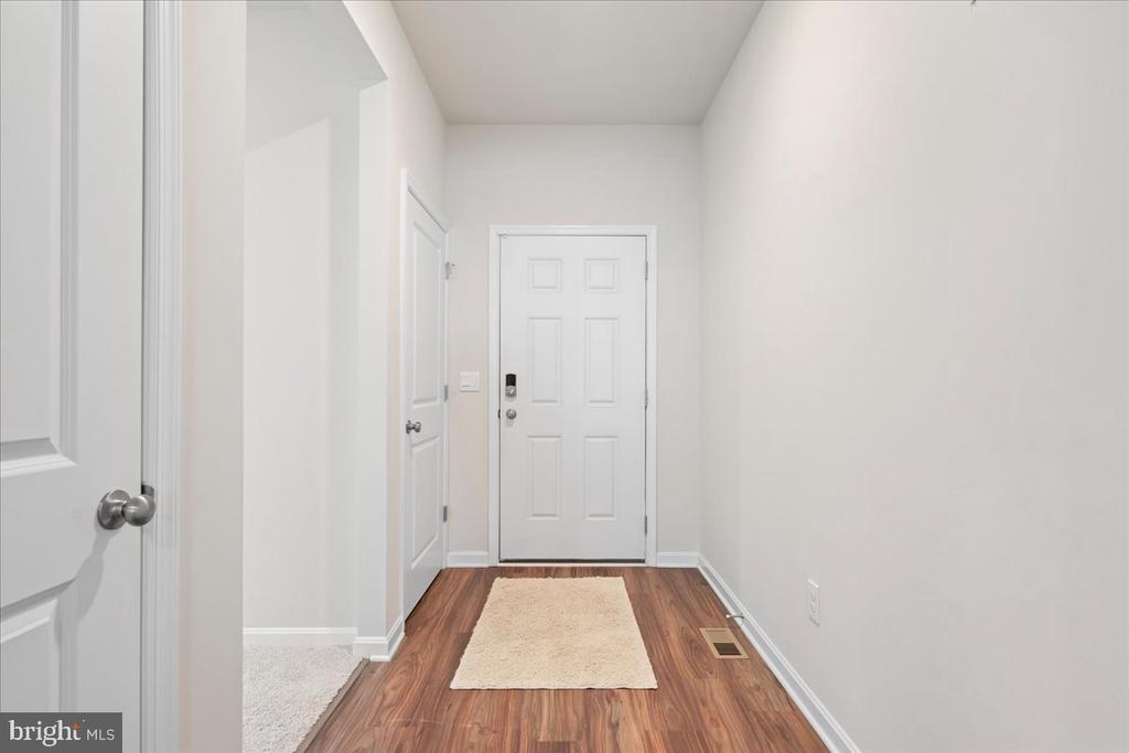 7404 JAKE CT, FREDERICKSBURG, Virginia 22407, 5 Bedrooms Bedrooms, ,3 BathroomsBathrooms,Residential,7404 JAKE CT,VASP2040630 MLS # VASP2040630