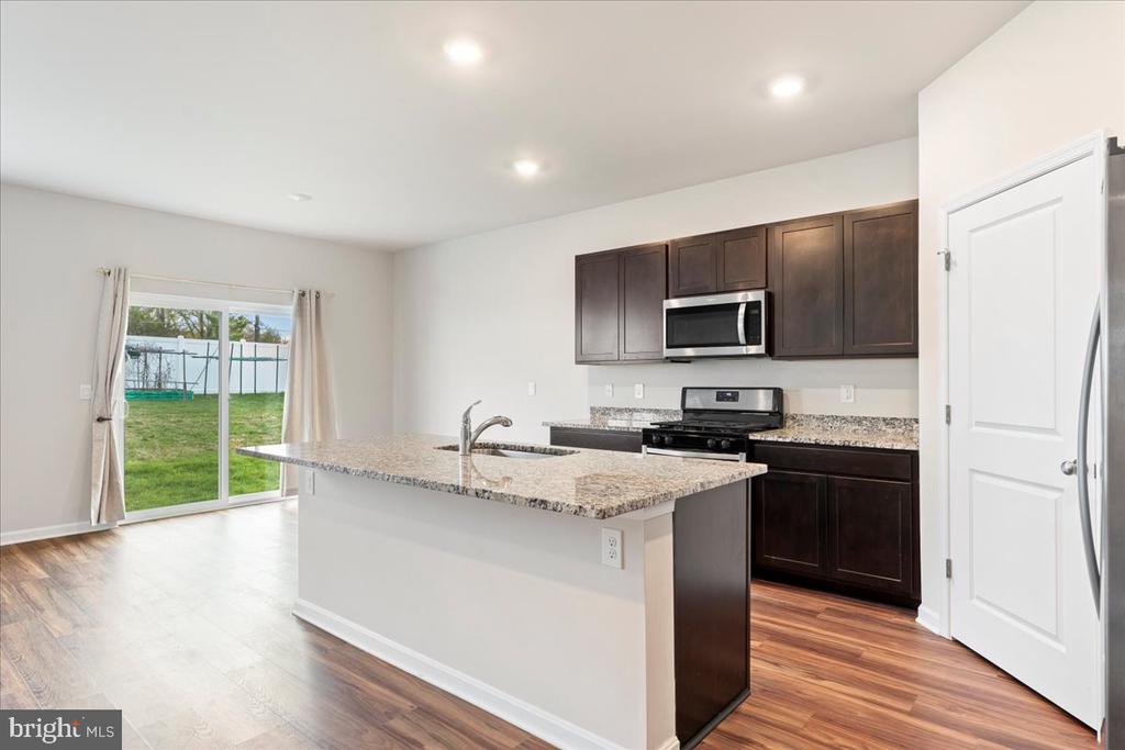 7404 JAKE CT, FREDERICKSBURG, Virginia 22407, 5 Bedrooms Bedrooms, ,3 BathroomsBathrooms,Residential,7404 JAKE CT,VASP2040630 MLS # VASP2040630