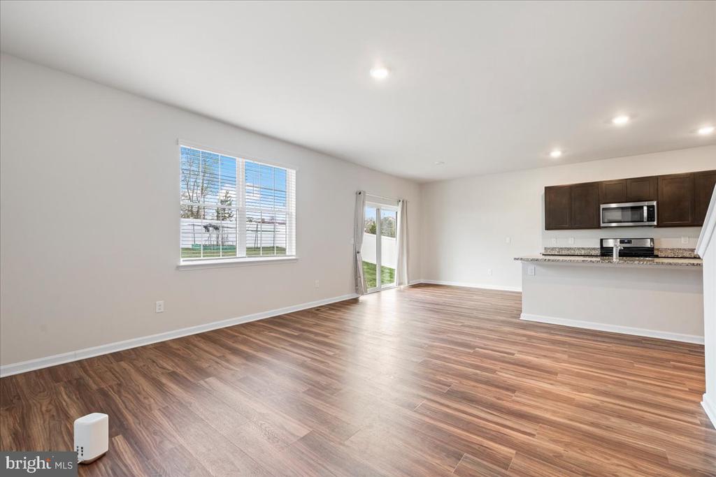 7404 JAKE CT, FREDERICKSBURG, Virginia 22407, 5 Bedrooms Bedrooms, ,3 BathroomsBathrooms,Residential,7404 JAKE CT,VASP2040630 MLS # VASP2040630