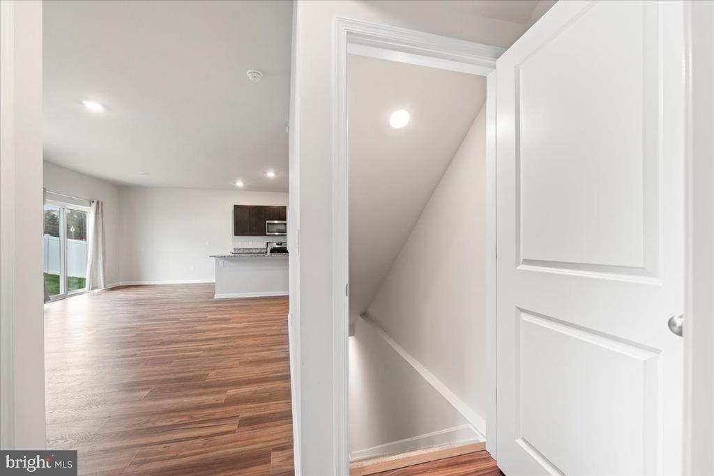 7404 JAKE CT, FREDERICKSBURG, Virginia 22407, 5 Bedrooms Bedrooms, ,3 BathroomsBathrooms,Residential,7404 JAKE CT,VASP2040630 MLS # VASP2040630