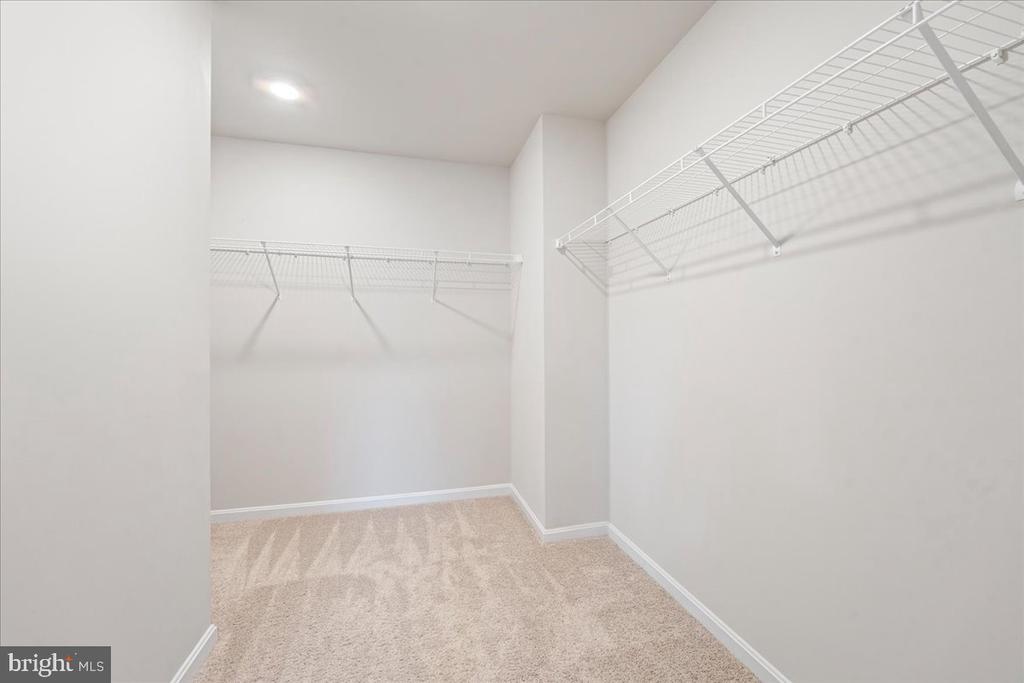 7404 JAKE CT, FREDERICKSBURG, Virginia 22407, 5 Bedrooms Bedrooms, ,3 BathroomsBathrooms,Residential,7404 JAKE CT,VASP2040630 MLS # VASP2040630