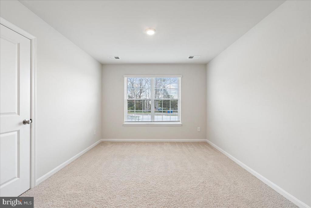 7404 JAKE CT, FREDERICKSBURG, Virginia 22407, 5 Bedrooms Bedrooms, ,3 BathroomsBathrooms,Residential,7404 JAKE CT,VASP2040630 MLS # VASP2040630