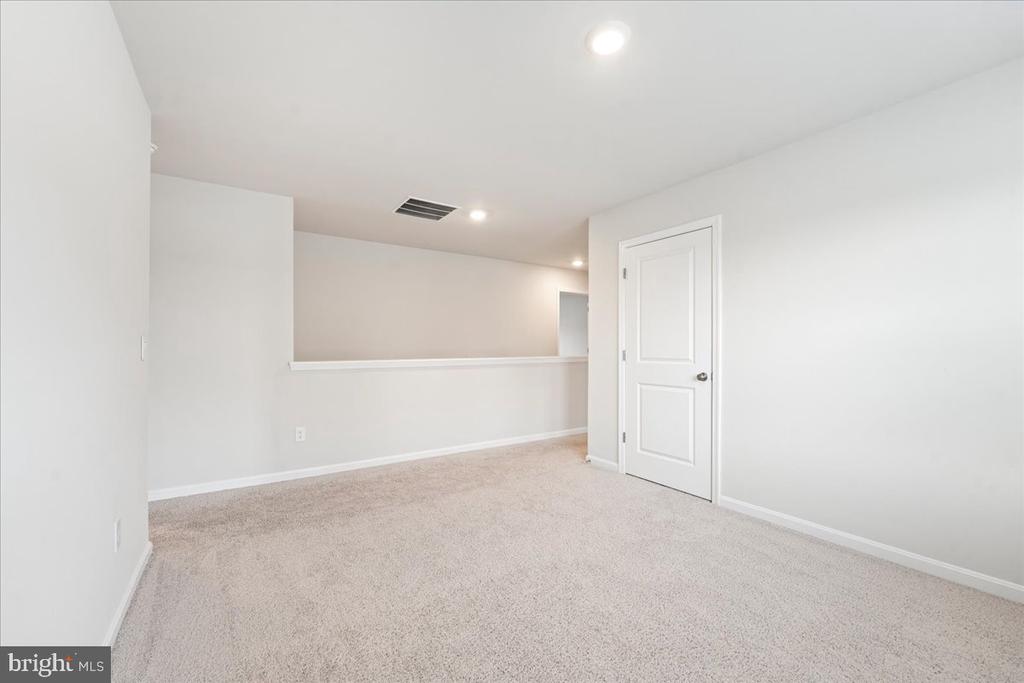 7404 JAKE CT, FREDERICKSBURG, Virginia 22407, 5 Bedrooms Bedrooms, ,3 BathroomsBathrooms,Residential,7404 JAKE CT,VASP2040630 MLS # VASP2040630