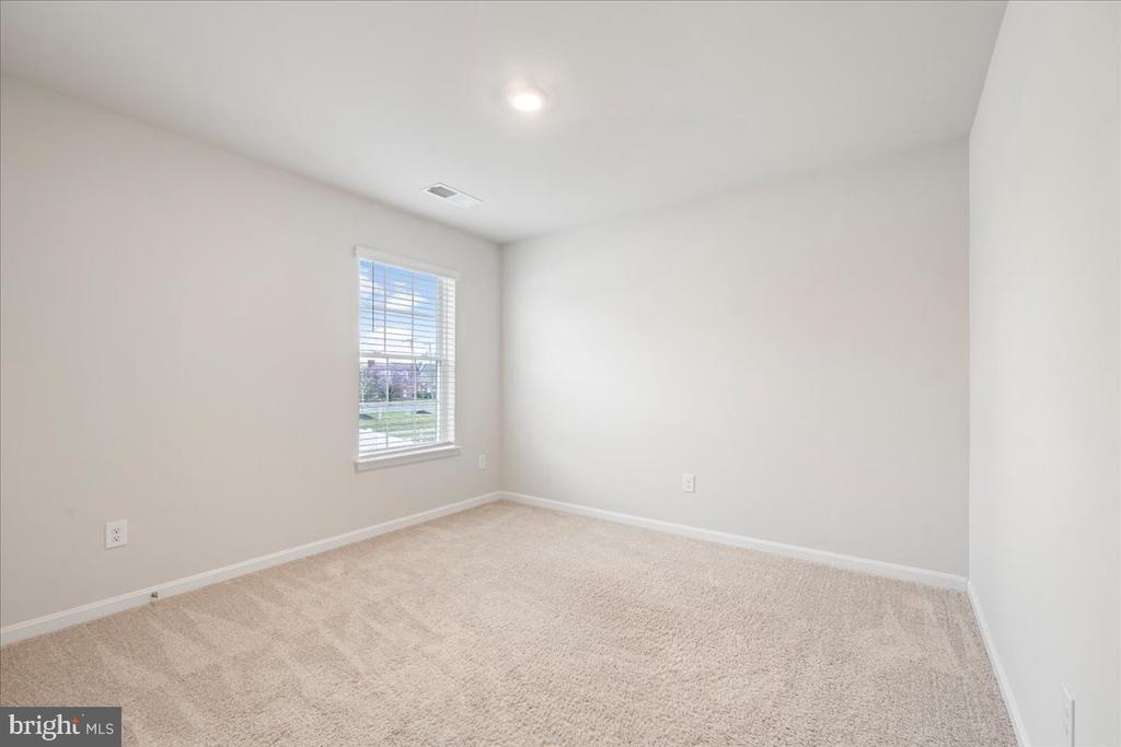 7404 JAKE CT, FREDERICKSBURG, Virginia 22407, 5 Bedrooms Bedrooms, ,3 BathroomsBathrooms,Residential,7404 JAKE CT,VASP2040630 MLS # VASP2040630