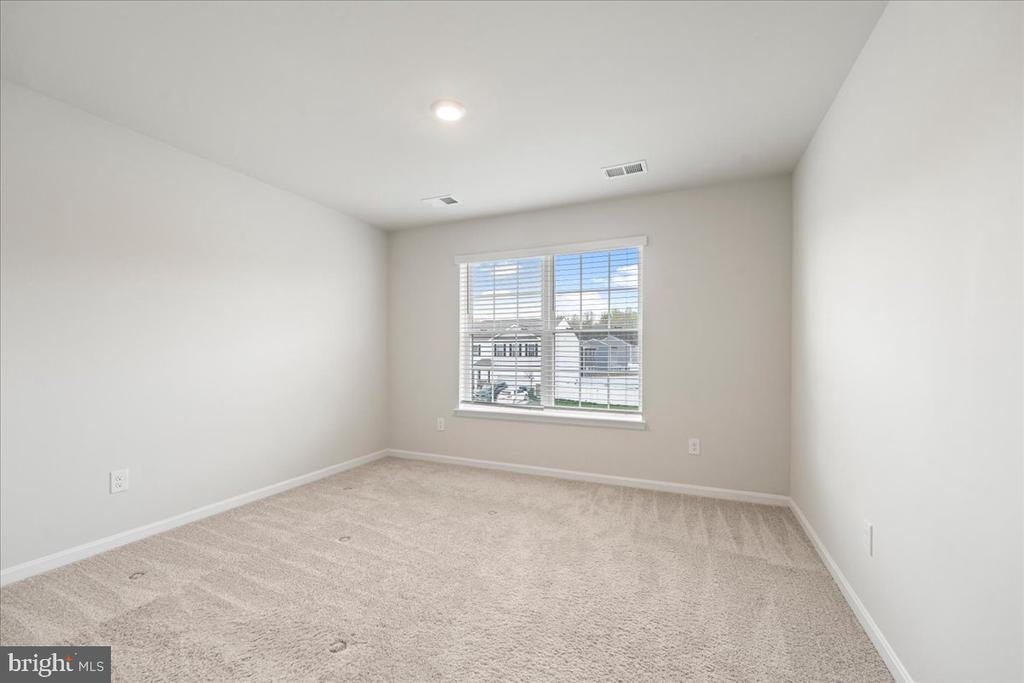 7404 JAKE CT, FREDERICKSBURG, Virginia 22407, 5 Bedrooms Bedrooms, ,3 BathroomsBathrooms,Residential,7404 JAKE CT,VASP2040630 MLS # VASP2040630