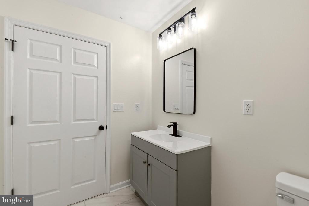 17 BRIDLEWOOD DR, PALMYRA, Virginia 22963, 2 Bedrooms Bedrooms, ,2 BathroomsBathrooms,Residential,17 BRIDLEWOOD DR,VAFN2000654 MLS # VAFN2000654