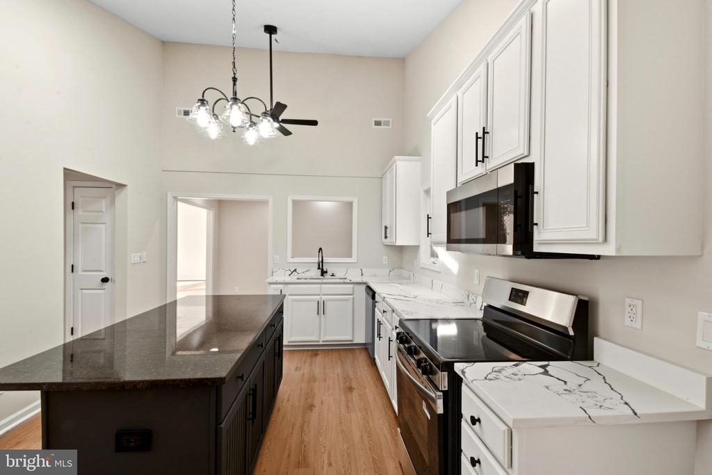 17 BRIDLEWOOD DR, PALMYRA, Virginia 22963, 2 Bedrooms Bedrooms, ,2 BathroomsBathrooms,Residential,17 BRIDLEWOOD DR,VAFN2000654 MLS # VAFN2000654