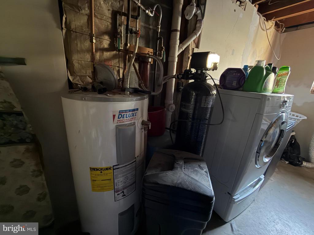 8093 MEETZE RD, WARRENTON, Virginia, 4 Bedrooms Bedrooms, ,3 BathroomsBathrooms,Residential,8093 MEETZE RD,VAFQ2021316 MLS # VAFQ2021316