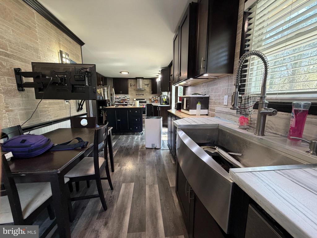 8093 MEETZE RD, WARRENTON, Virginia, 4 Bedrooms Bedrooms, ,3 BathroomsBathrooms,Residential,8093 MEETZE RD,VAFQ2021316 MLS # VAFQ2021316