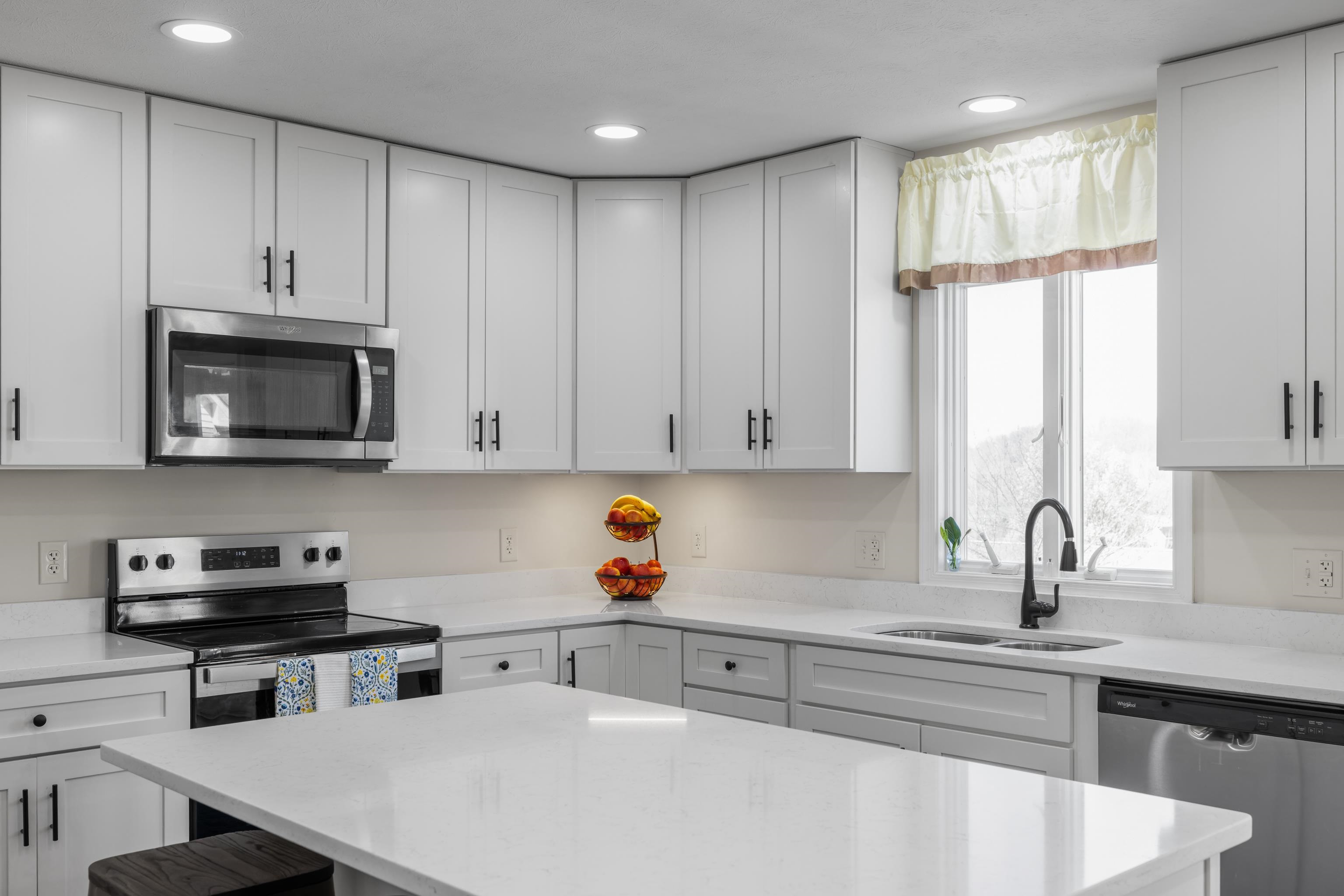 206 WILDWOOD DR, BRIDGEWATER, Virginia 22812, 4 Bedrooms Bedrooms, ,3 BathroomsBathrooms,Residential,206 WILDWOOD DR,675358 MLS # 675358