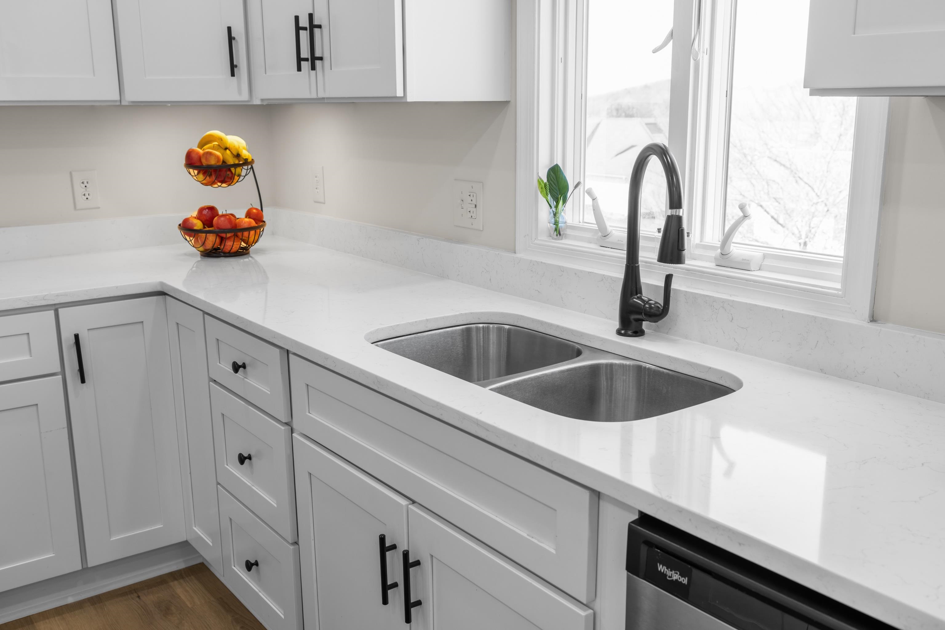 206 WILDWOOD DR, BRIDGEWATER, Virginia 22812, 4 Bedrooms Bedrooms, ,3 BathroomsBathrooms,Residential,206 WILDWOOD DR,675358 MLS # 675358