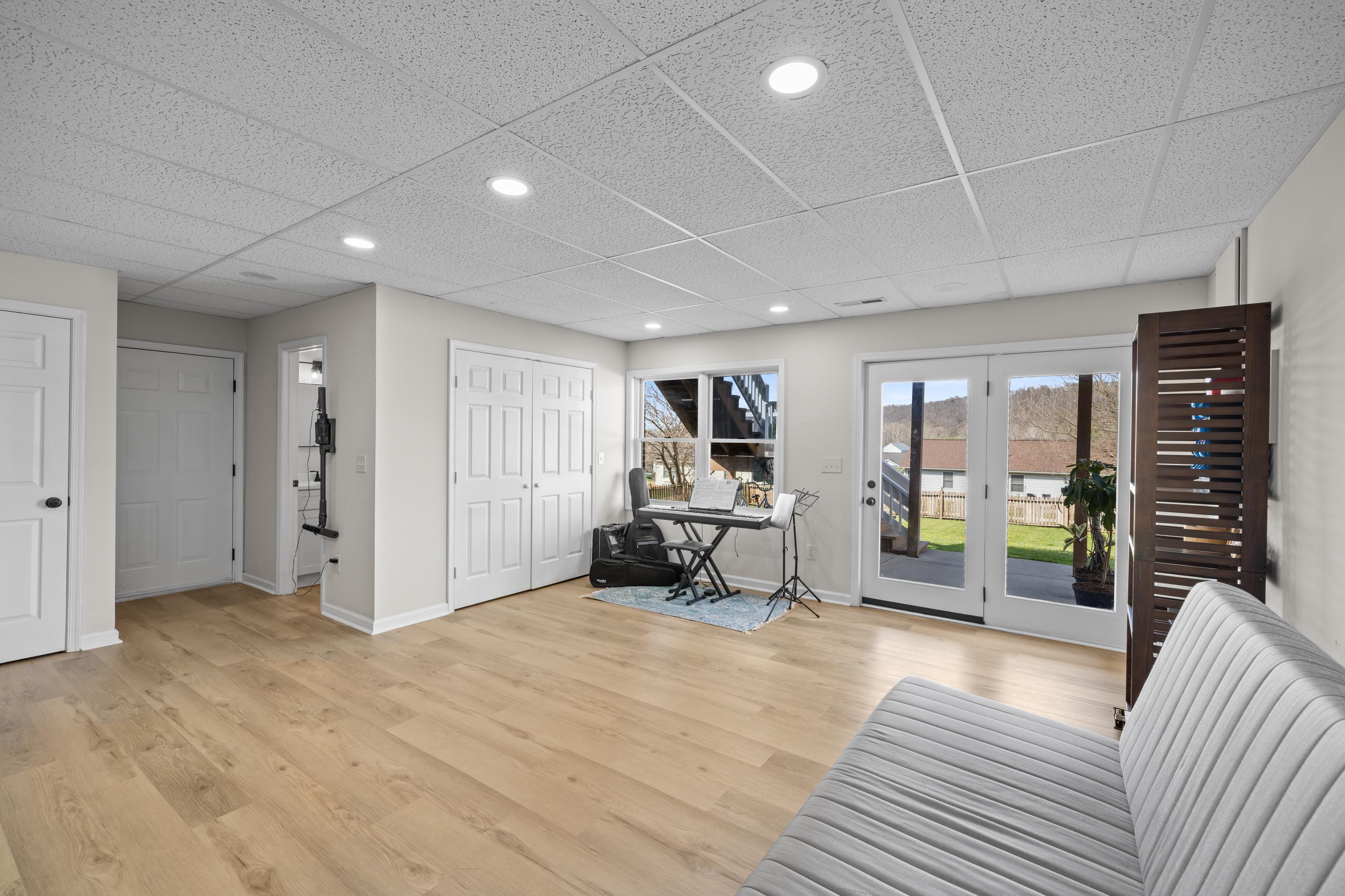 206 WILDWOOD DR, BRIDGEWATER, Virginia 22812, 4 Bedrooms Bedrooms, ,3 BathroomsBathrooms,Residential,206 WILDWOOD DR,675358 MLS # 675358