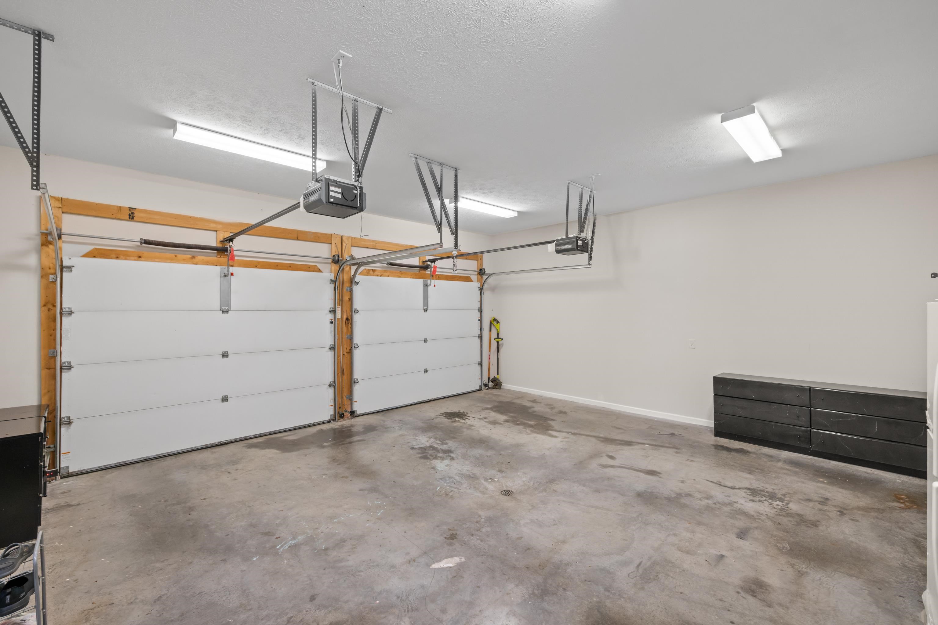 206 WILDWOOD DR, BRIDGEWATER, Virginia 22812, 4 Bedrooms Bedrooms, ,3 BathroomsBathrooms,Residential,206 WILDWOOD DR,675358 MLS # 675358