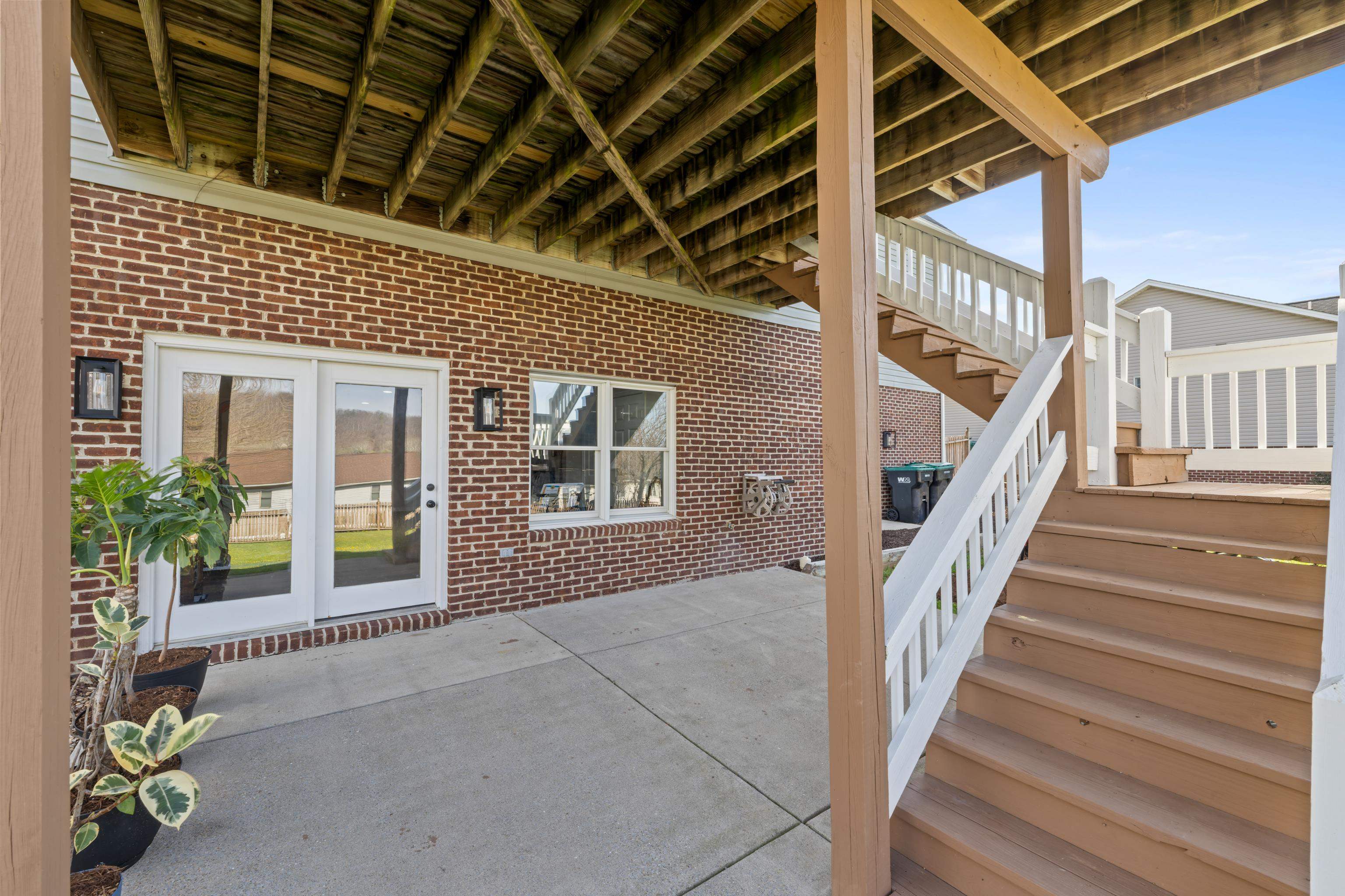 206 WILDWOOD DR, BRIDGEWATER, Virginia 22812, 4 Bedrooms Bedrooms, ,3 BathroomsBathrooms,Residential,206 WILDWOOD DR,675358 MLS # 675358