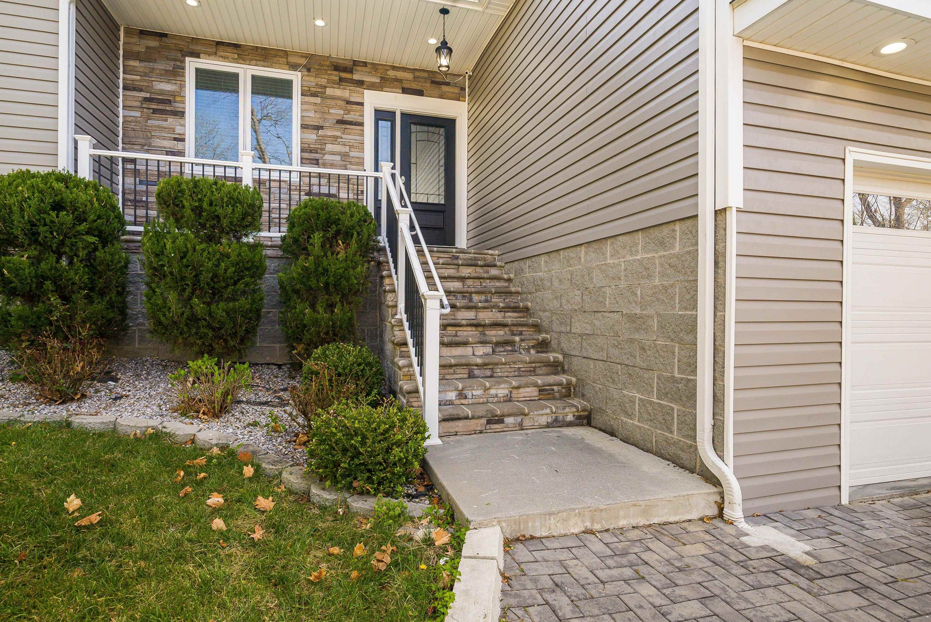 1180 B NELSON DR, HARRISONBURG, Virginia 22801, 3 Bedrooms Bedrooms, ,2 BathroomsBathrooms,Residential,1180 B NELSON DR,675359 MLS # 675359