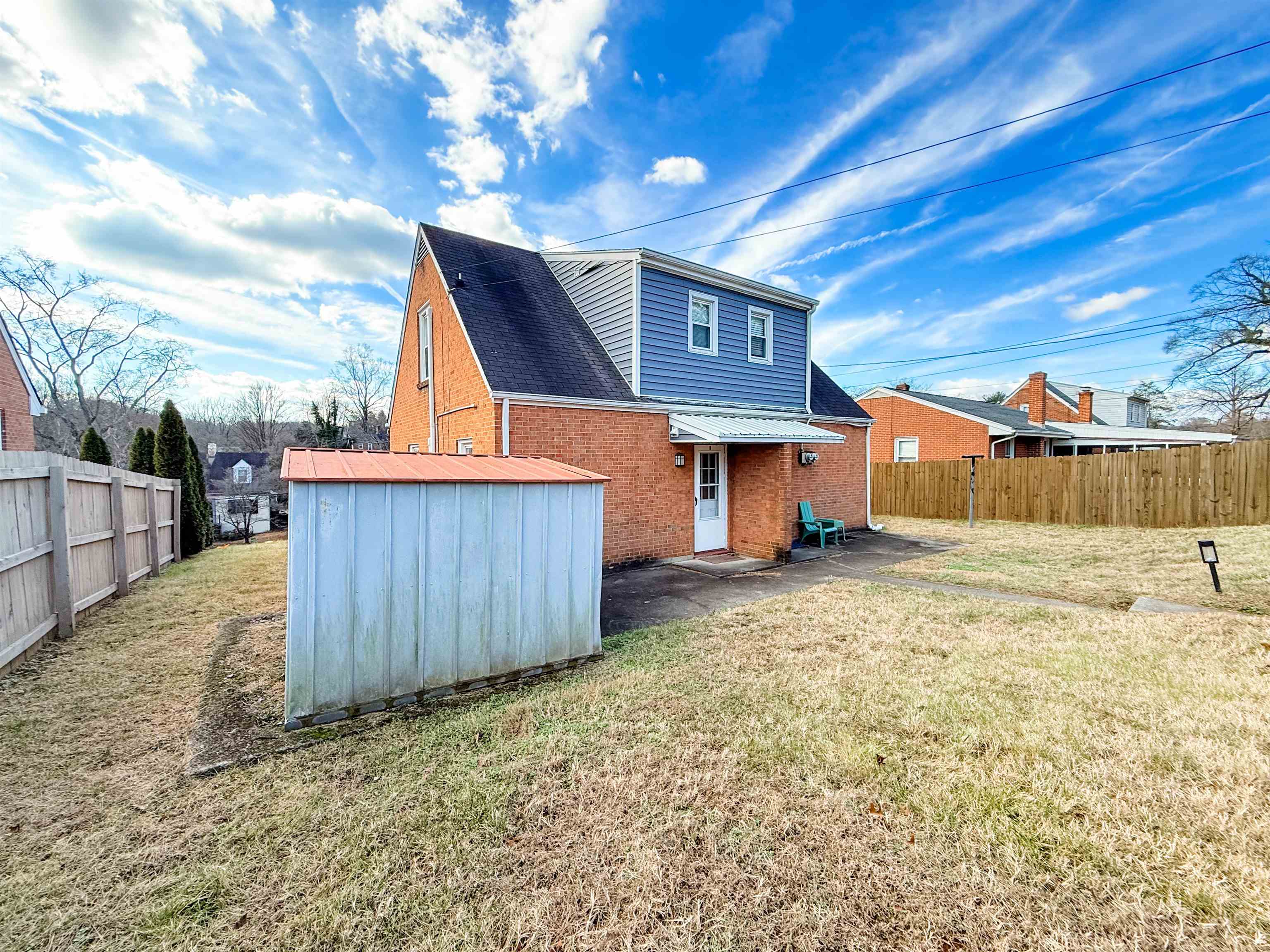 1621 BRANDON AVE, ROANOKE, Virginia 24015, ,Residential,1621 BRANDON AVE,672197 MLS # 672197