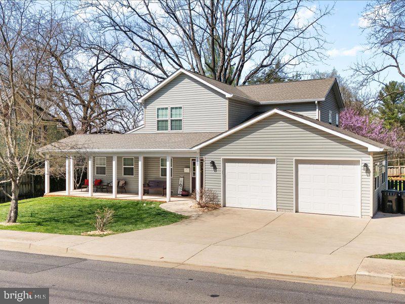 712 S BLUE RIDGE AVE, CULPEPER, Virginia 22701, 4 Bedrooms Bedrooms, ,3 BathroomsBathrooms,Residential,712 S BLUE RIDGE AVE,VACU2013090 MLS # VACU2013090