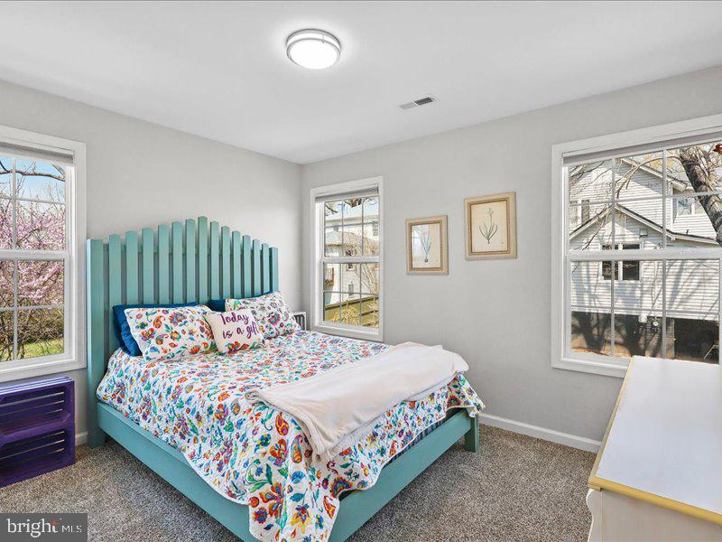 712 S BLUE RIDGE AVE, CULPEPER, Virginia 22701, 4 Bedrooms Bedrooms, ,3 BathroomsBathrooms,Residential,712 S BLUE RIDGE AVE,VACU2013090 MLS # VACU2013090