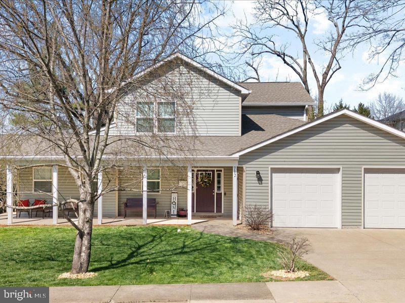 712 S BLUE RIDGE AVE, CULPEPER, Virginia 22701, 4 Bedrooms Bedrooms, ,3 BathroomsBathrooms,Residential,712 S BLUE RIDGE AVE,VACU2013090 MLS # VACU2013090