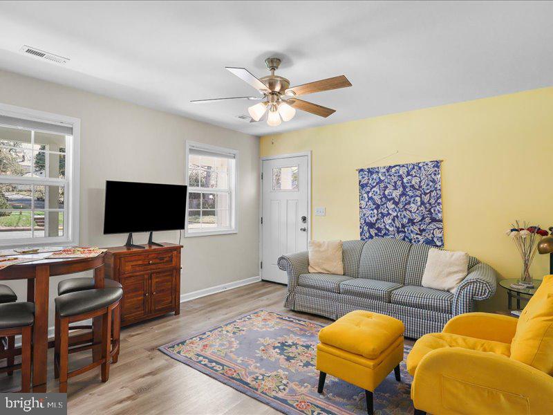 712 S BLUE RIDGE AVE, CULPEPER, Virginia 22701, 4 Bedrooms Bedrooms, ,3 BathroomsBathrooms,Residential,712 S BLUE RIDGE AVE,VACU2013090 MLS # VACU2013090