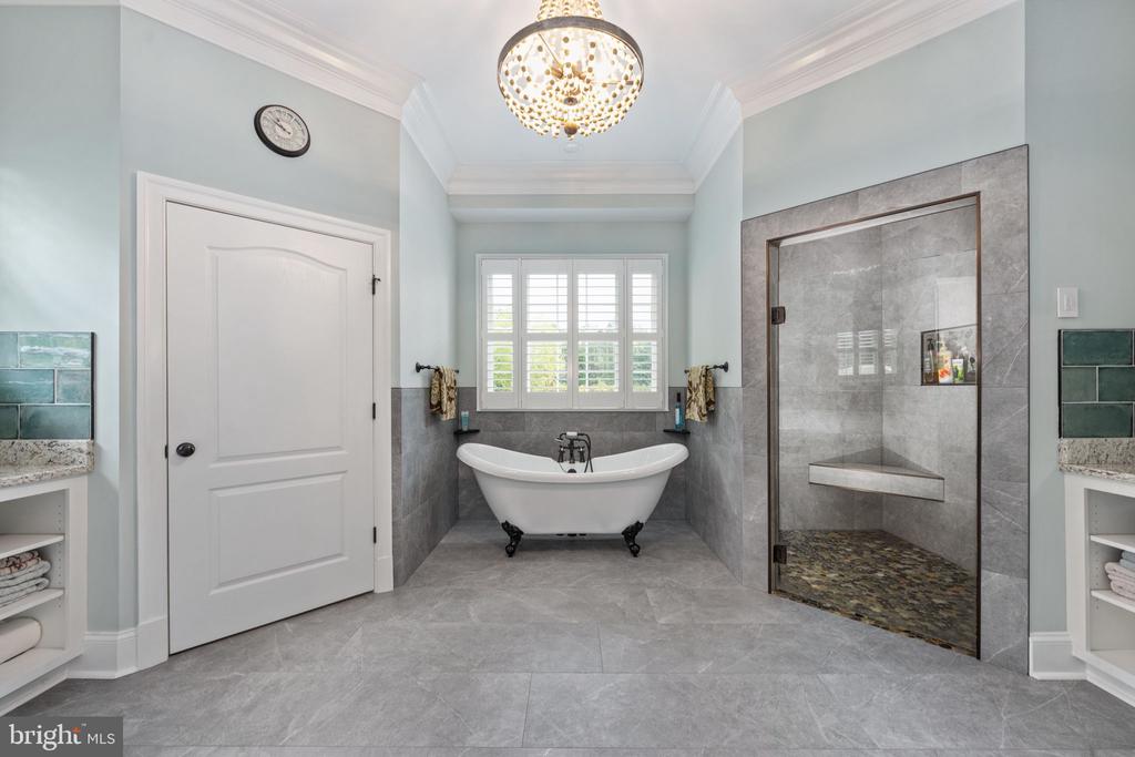 11004 SHERIDAN DR, SPOTSYLVANIA, Virginia 22551, 5 Bedrooms Bedrooms, ,5 BathroomsBathrooms,Residential,11004 SHERIDAN DR,VASP2040266 MLS # VASP2040266