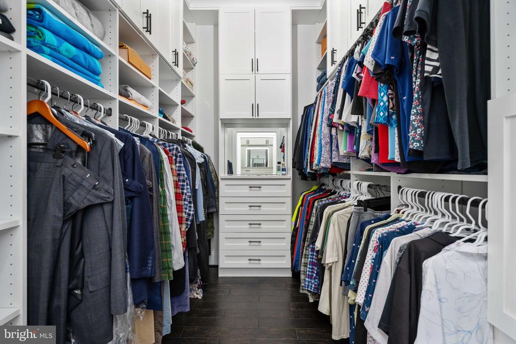 11004 SHERIDAN DR, SPOTSYLVANIA, Virginia 22551, 5 Bedrooms Bedrooms, ,5 BathroomsBathrooms,Residential,11004 SHERIDAN DR,VASP2040266 MLS # VASP2040266