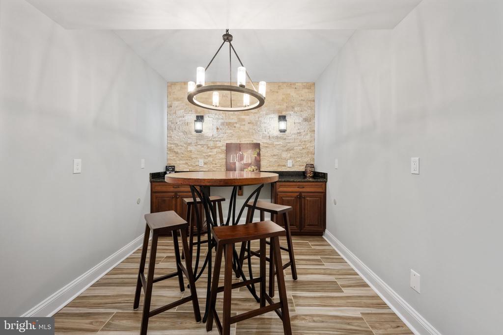 11004 SHERIDAN DR, SPOTSYLVANIA, Virginia 22551, 5 Bedrooms Bedrooms, ,5 BathroomsBathrooms,Residential,11004 SHERIDAN DR,VASP2040266 MLS # VASP2040266